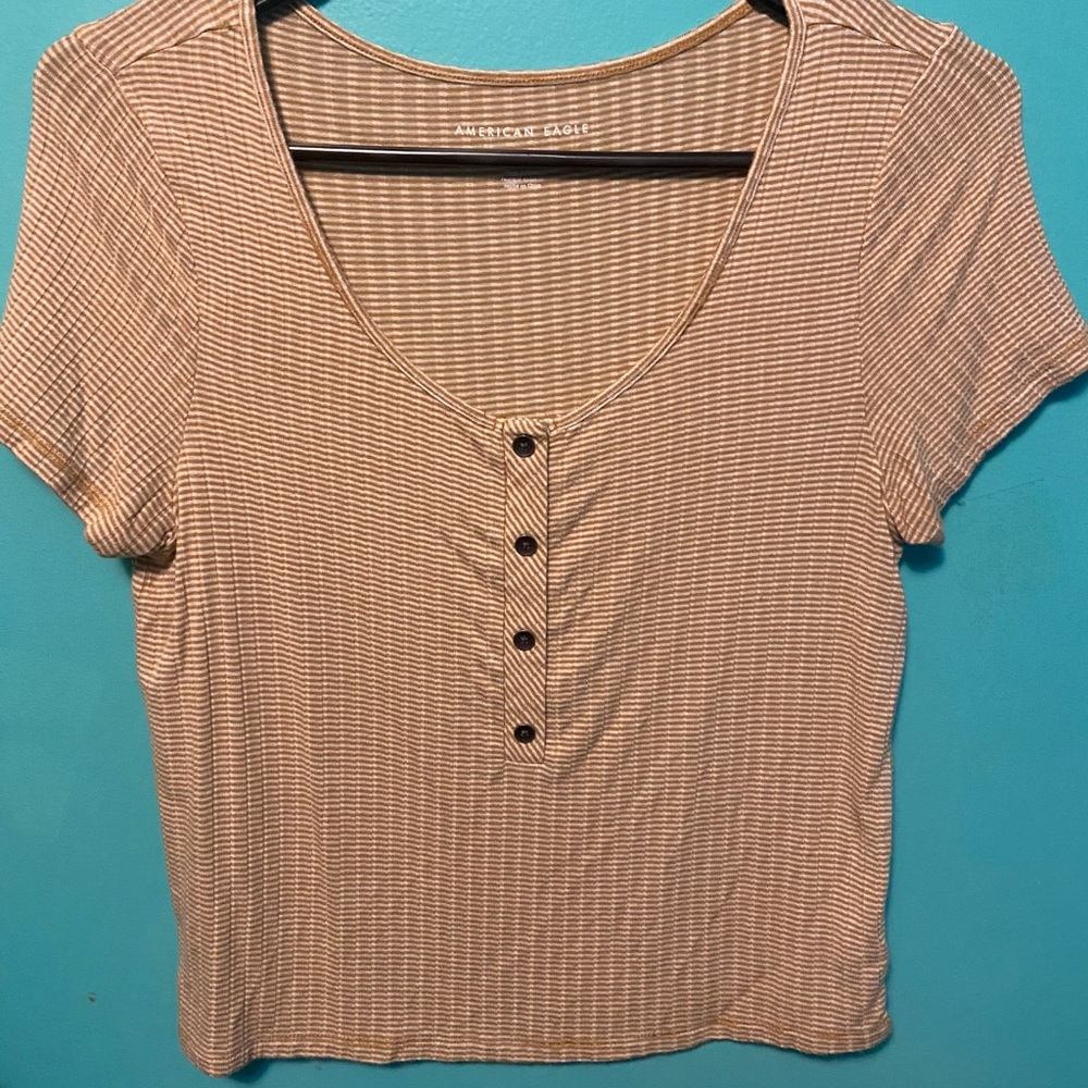 American eagle t shirt